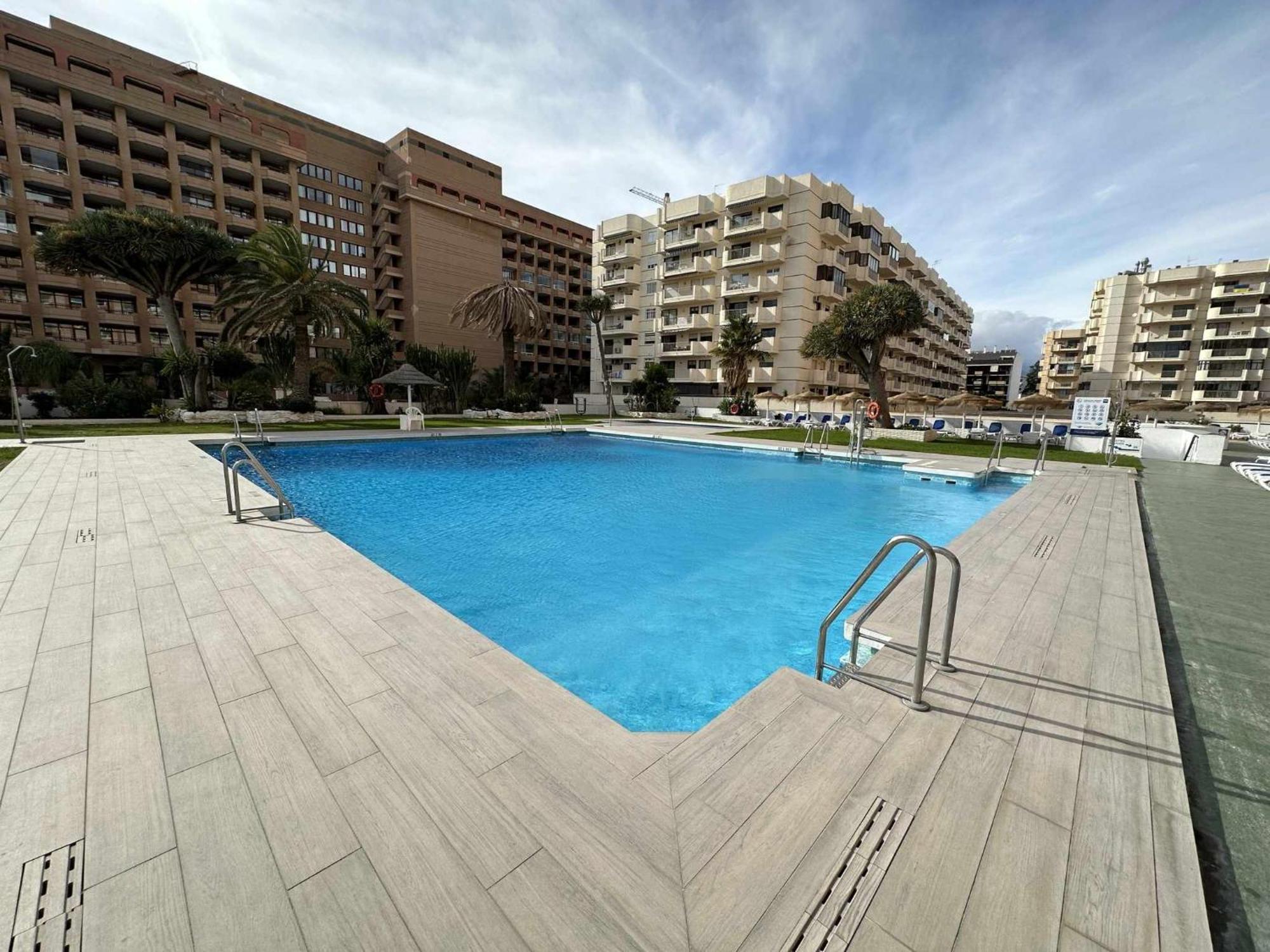 Estudio Pyr Privado Frente Al Puerto De Fuengirola Ngoại thất bức ảnh