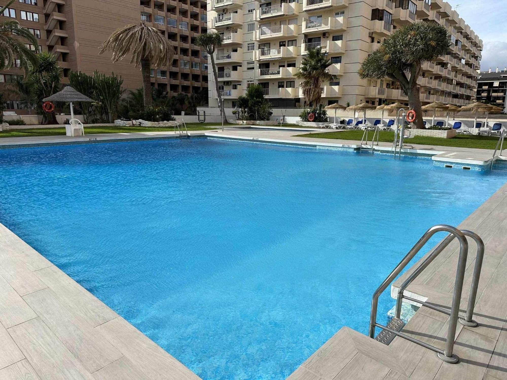 Estudio Pyr Privado Frente Al Puerto De Fuengirola Ngoại thất bức ảnh