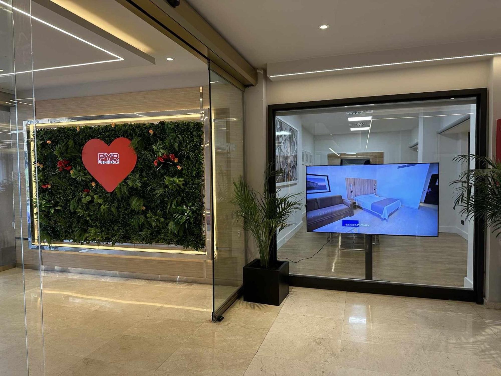 Estudio Pyr Privado Frente Al Puerto De Fuengirola Ngoại thất bức ảnh