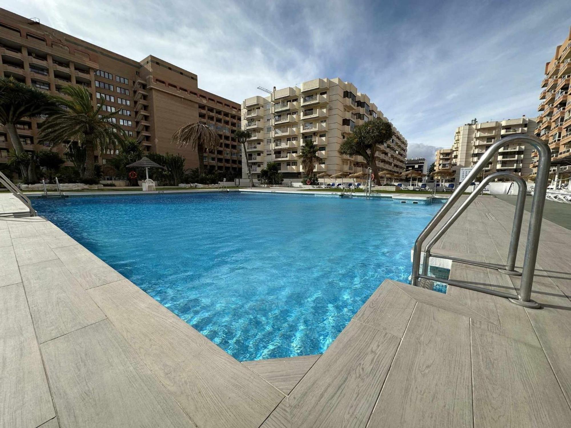 Estudio Pyr Privado Frente Al Puerto De Fuengirola Ngoại thất bức ảnh