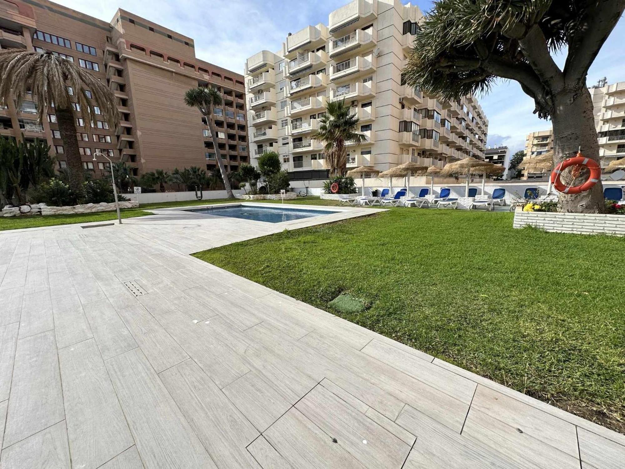Estudio Pyr Privado Frente Al Puerto De Fuengirola Ngoại thất bức ảnh