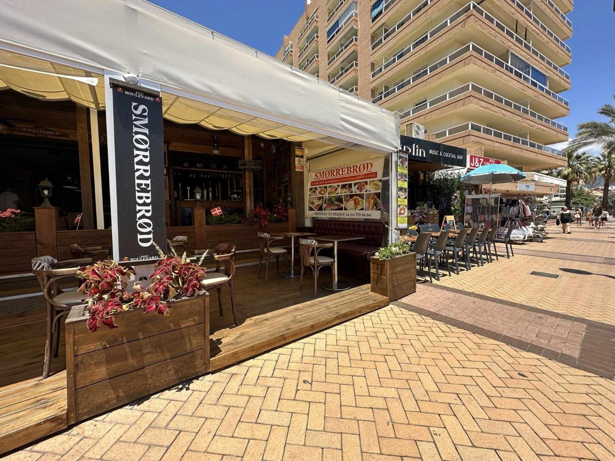Estudio Pyr Privado Frente Al Puerto De Fuengirola Ngoại thất bức ảnh