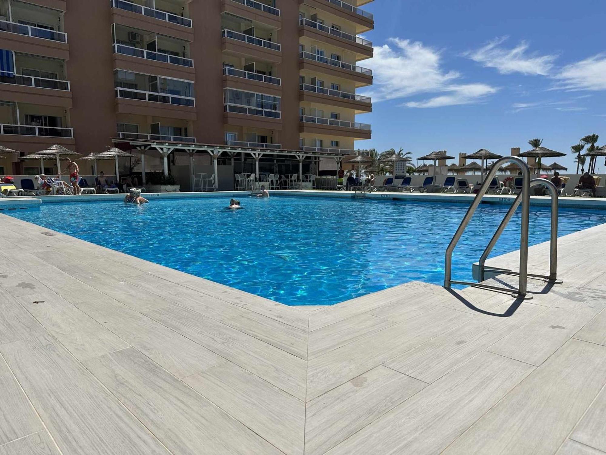 Estudio Pyr Privado Frente Al Puerto De Fuengirola Ngoại thất bức ảnh