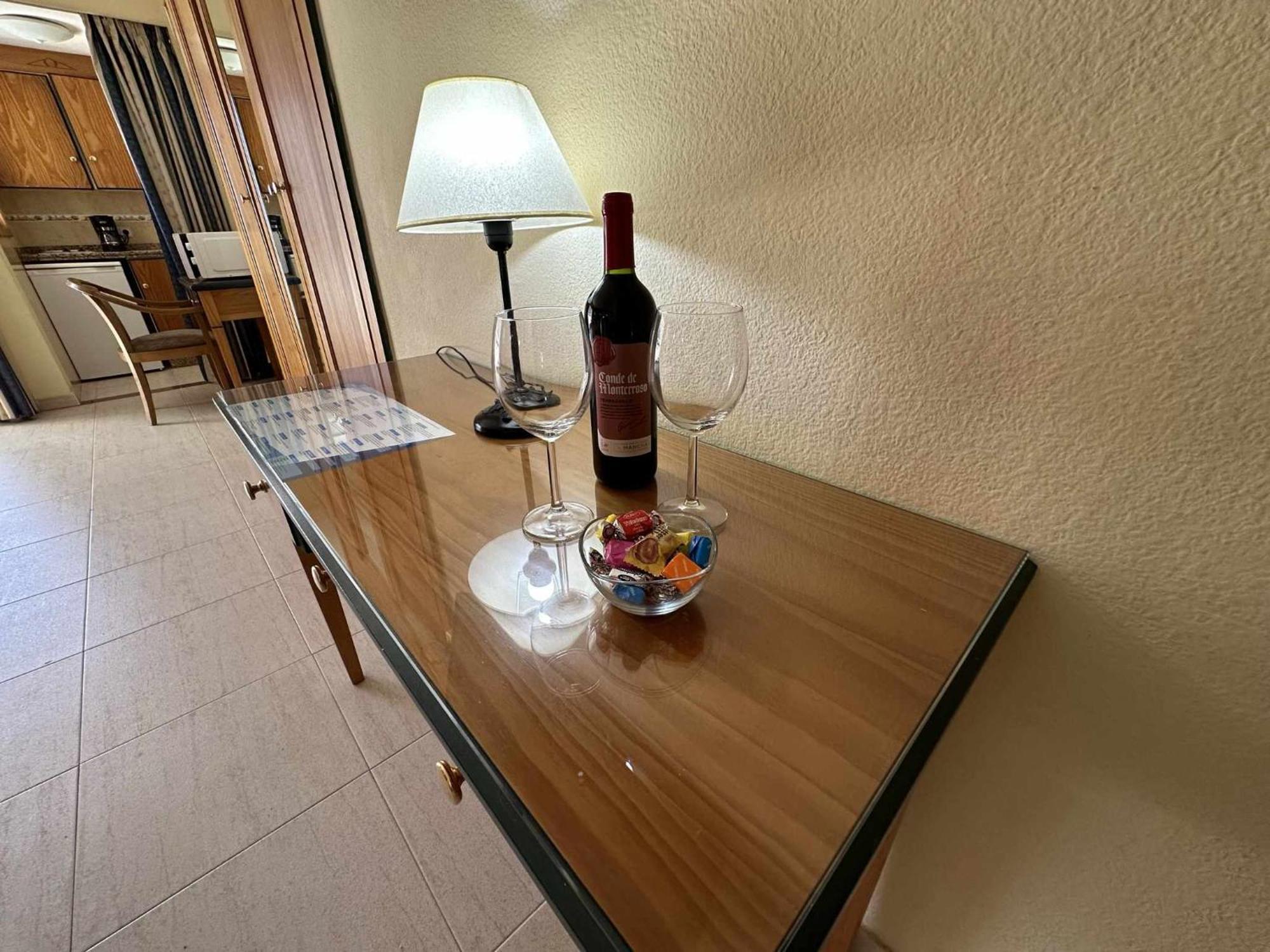Estudio Pyr Privado Frente Al Puerto De Fuengirola Ngoại thất bức ảnh