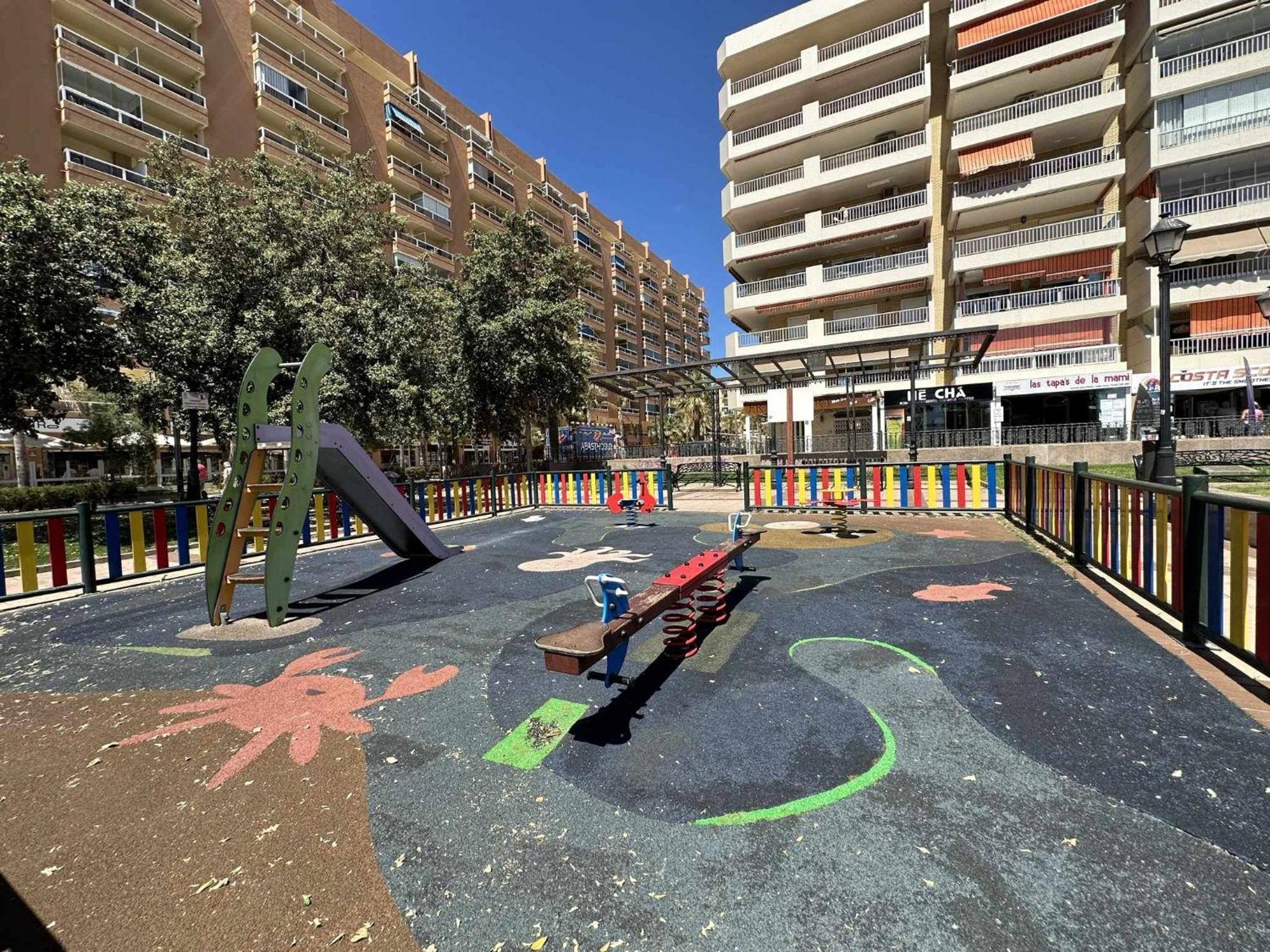 Estudio Pyr Privado Frente Al Puerto De Fuengirola Ngoại thất bức ảnh